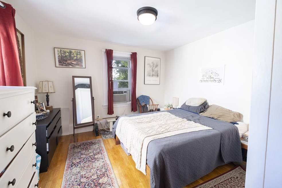 235 Brookline St unit 1, Cambridge, MA 02139 - photo 1