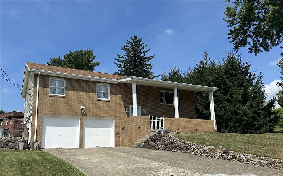 204 Morrow Way, Aliquippa, PA 15001 - photo 1