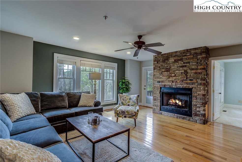 Sold $585,000
