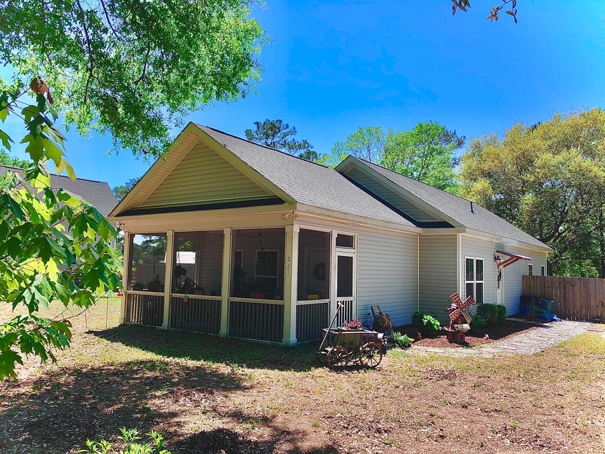 921 Ralph Nesbit Rd, Awendaw, SC 29429 - photo 1