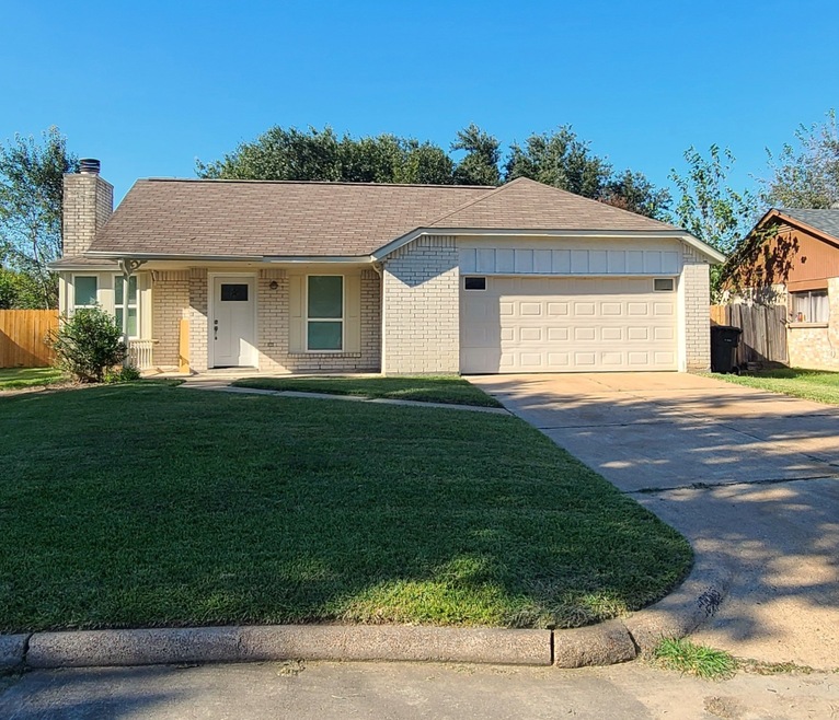 7930 Lumber Jack Dr, Houston, TX 77040 - photo 1