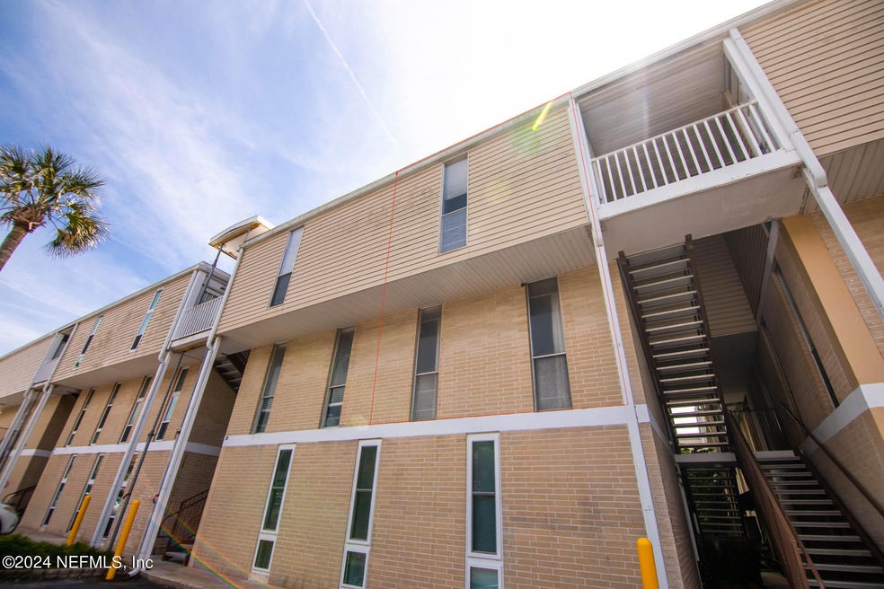 901 Ocean Blvd Unit 77-5