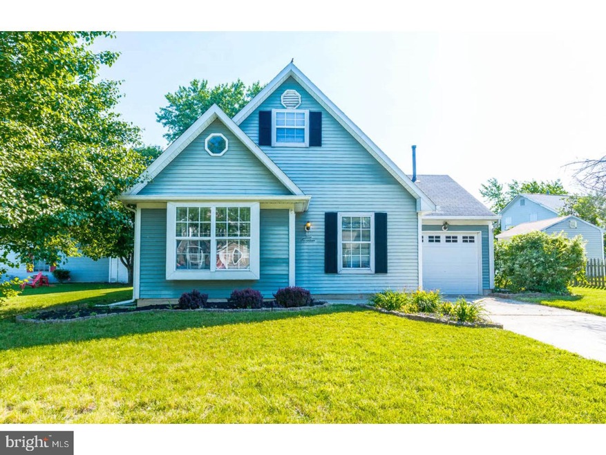 317 Hunters Rd, Swedesboro, NJ 08085 - photo 1