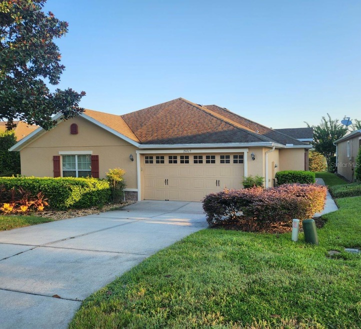21715 Belgian Ct, Mount Dora, FL 32757 - photo 1