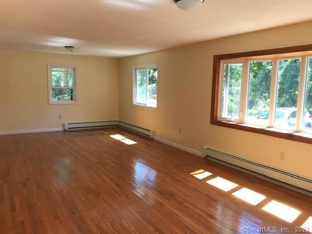 102 Whalehead Rd, Gales Ferry, CT 06335 - photo 1