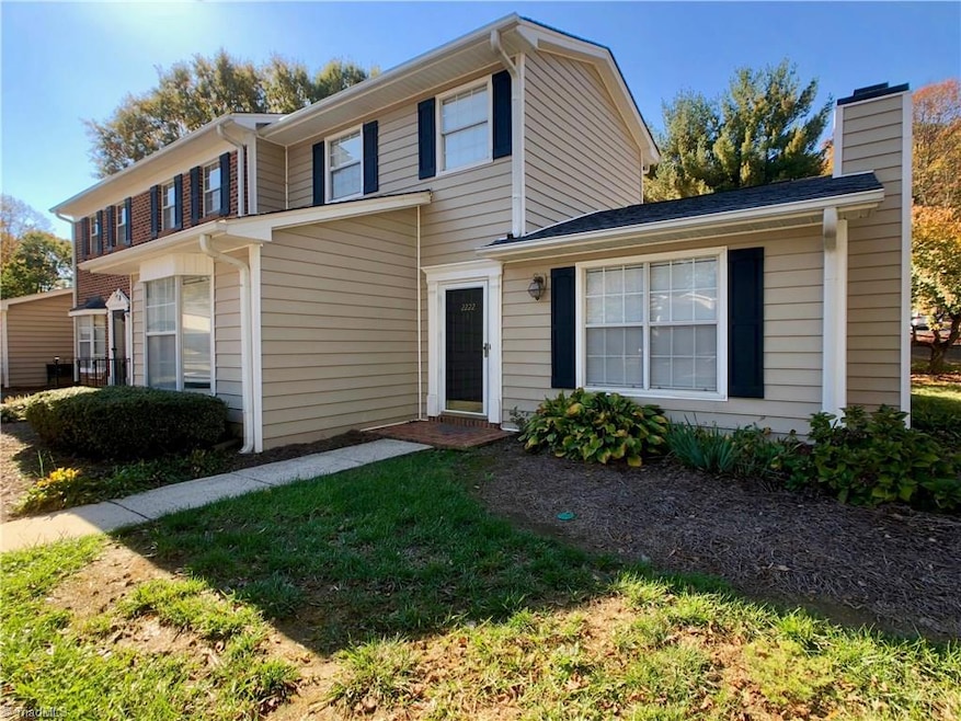 2222 Stonecutter Dr unit 12, Winston Salem, NC 27103 - photo 1