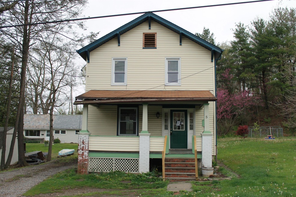 5 Grandview St, East Stroudsburg, PA 18301 - photo 1
