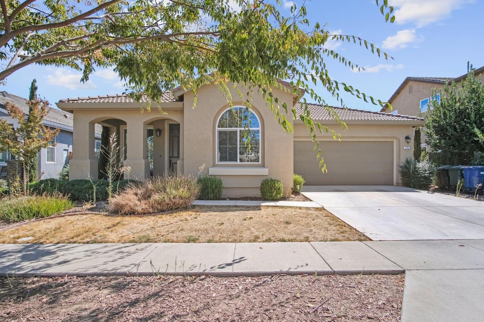 For Sale $545,000 • Co-Listing Agent