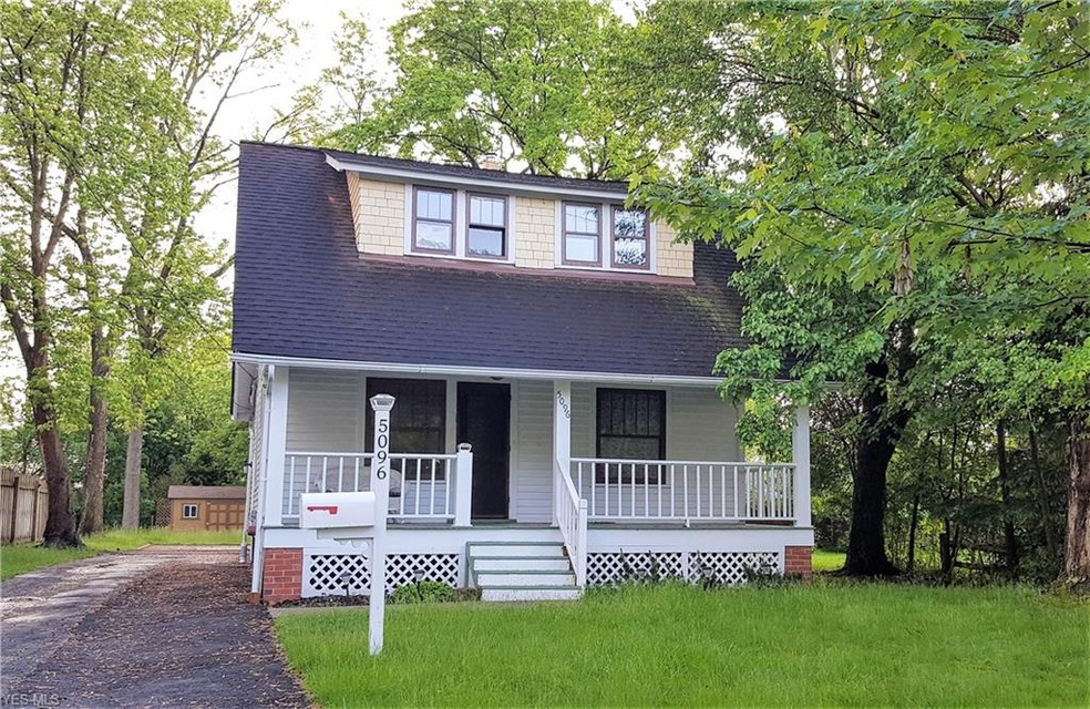 Welcome home to 5096 Edenhurst Rd., Lyndhurst OH 44124!