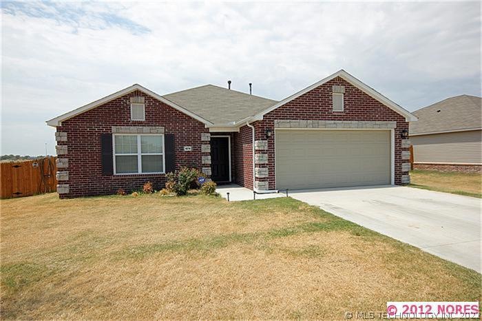 9301 S 255th East Ave, Broken Arrow, OK 74014 - photo 1