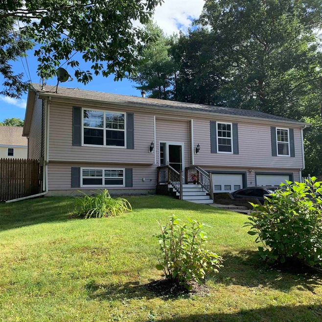 17 Davis Blvd, Rochester, NH 03868 - photo 1