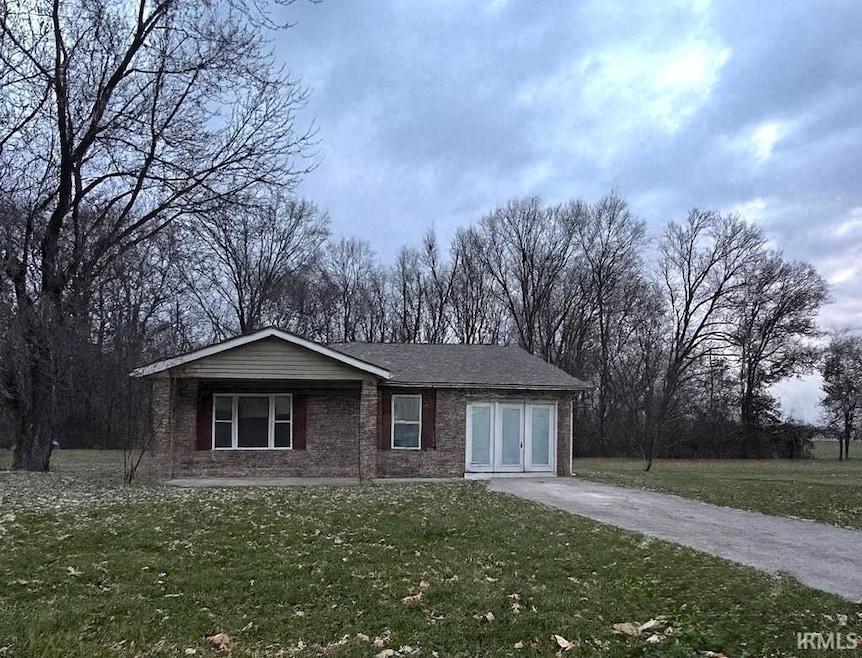 405 Dean St, Mitchell, IN 47446 - photo 1