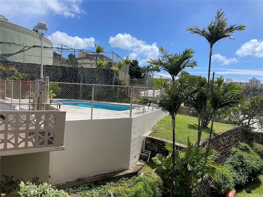 1619 Kamamalu Ave unit 102, Honolulu, HI 96813 - photo 1