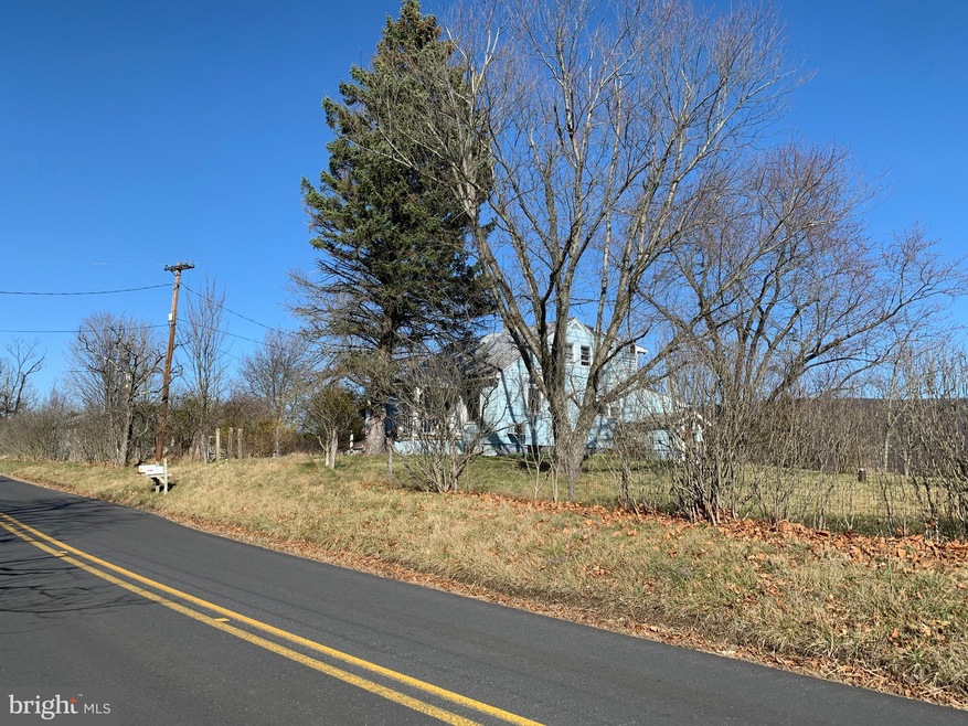 11169 Winchester Grade Rd, Berkeley Springs, WV 25411 - photo 1