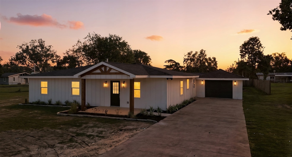 Pending $375,000 • Co-Listing Agent