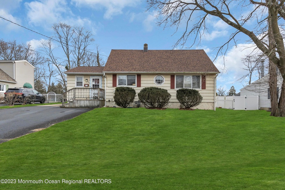 11 Johnston St, Oakhurst, NJ 07755 - photo 1