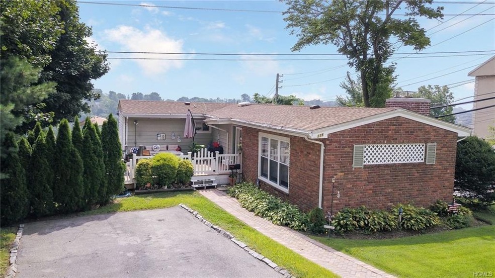 115 Roundhill Dr, Yonkers, NY 10710 - photo 1
