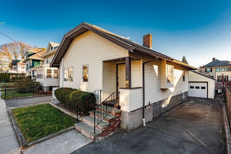 5 Willow St, Quincy, MA 02170 - photo 1