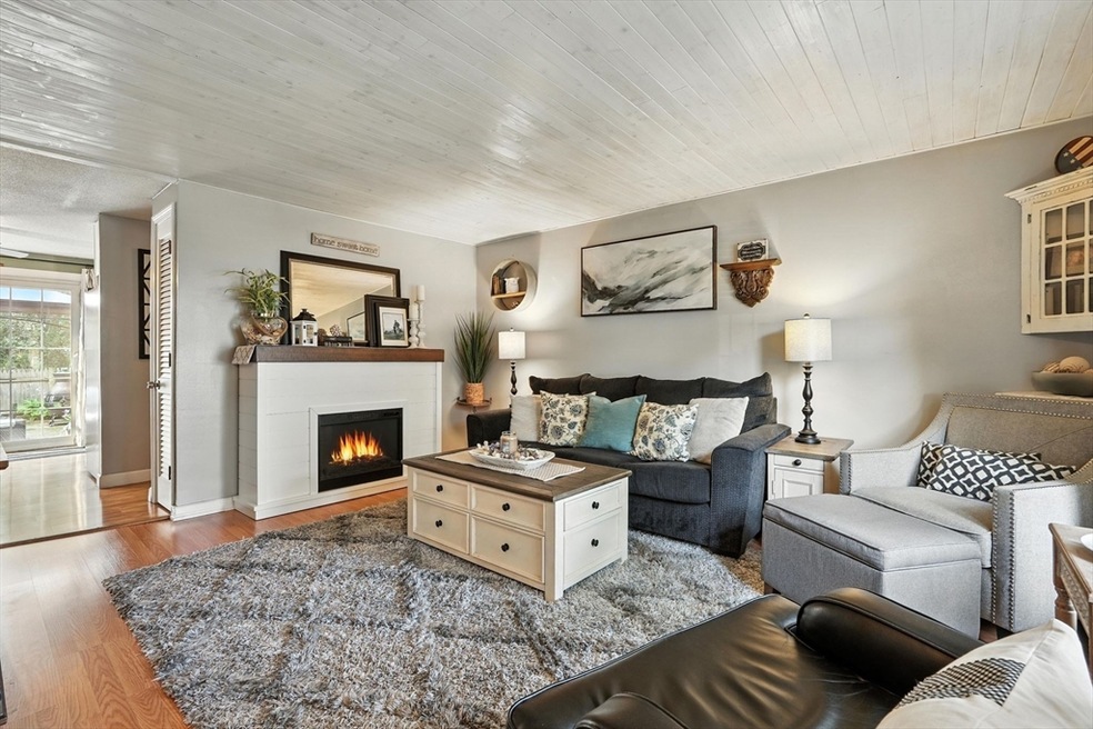 59 Corey Colonial unit 59, Agawam, MA 01001 - photo 1