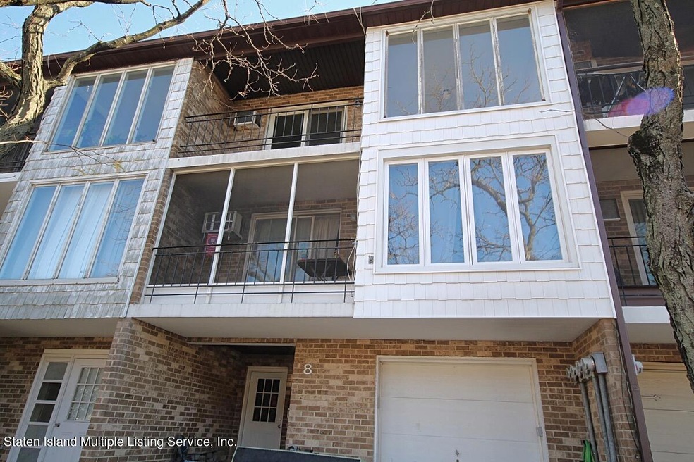 8 Racal Ct unit B3, Staten Island, NY 10314 - photo 1