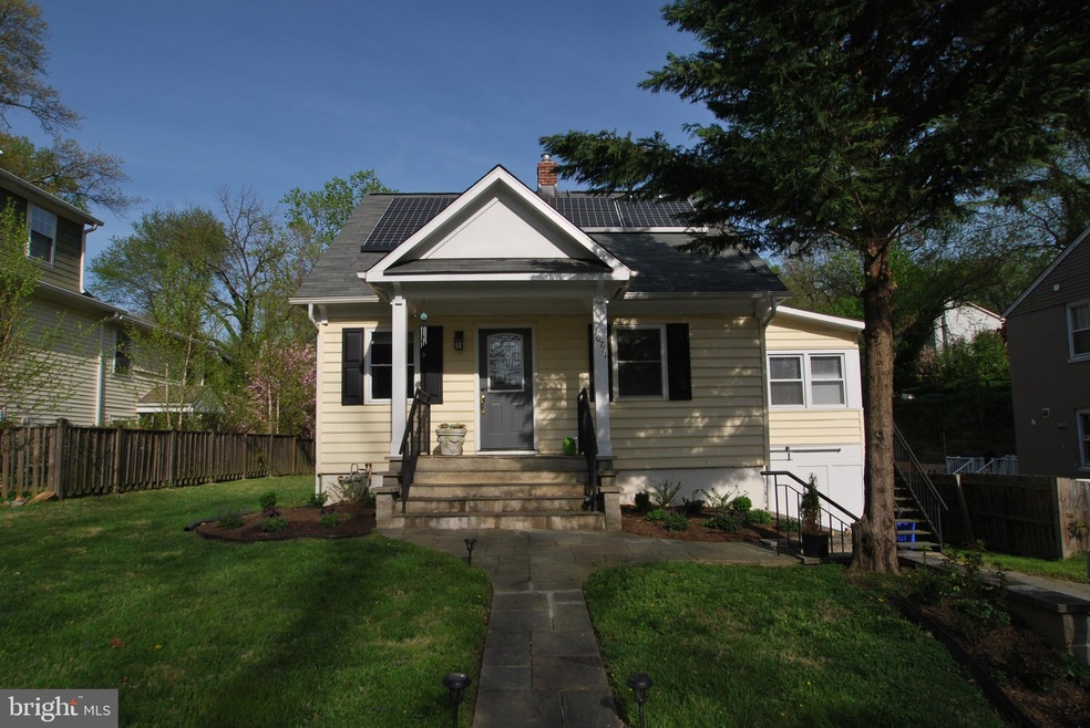 10711 Pearson St, Kensington, MD 20895 - photo 1