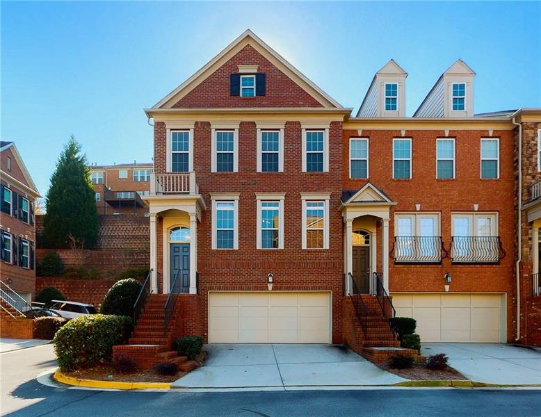 Built in 2006 by Pulte, this stately 3 sided brick