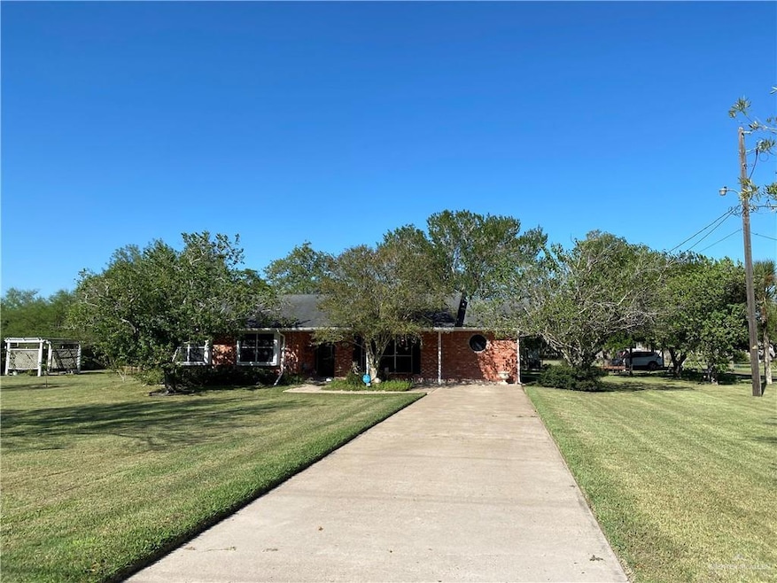 4625 N Mile 3 1 2 W, Weslaco, TX 78596 - photo 1