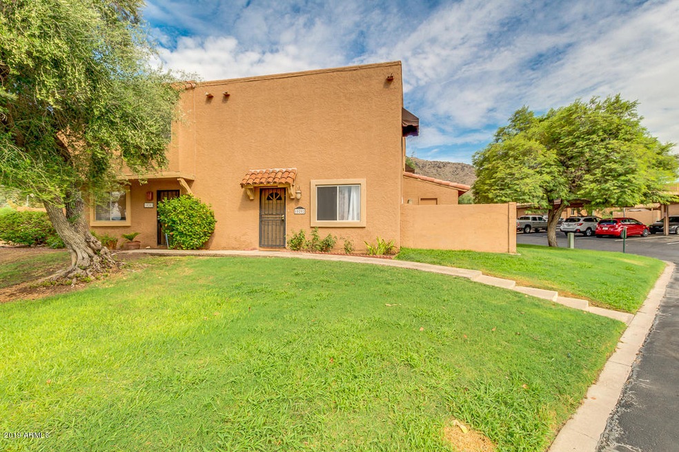 10202 N 7th Place unit A, Phoenix, AZ 85020 - photo 1