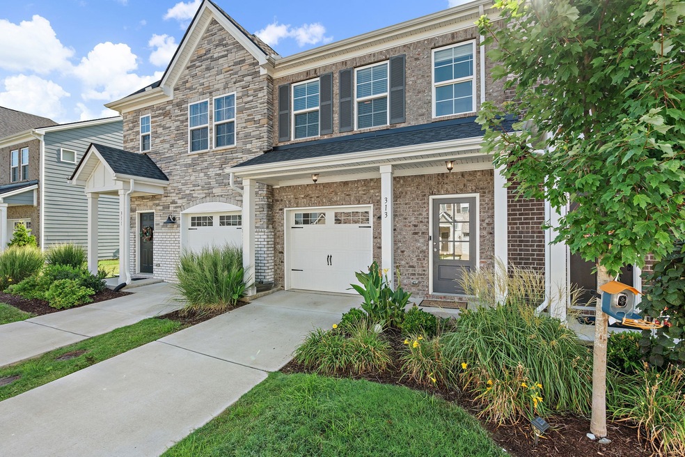 Sold $306,000 • Co-Listing Agent