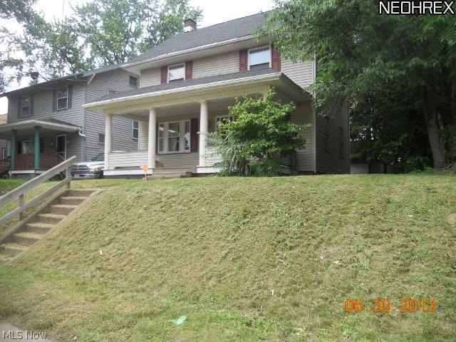 1433 Gibbs Ave NE, Canton, OH 44705 - photo 1
