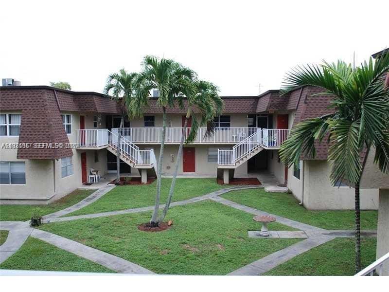 4528 SW 54th St unit 304B, Fort Lauderdale, FL 33314 - photo 1