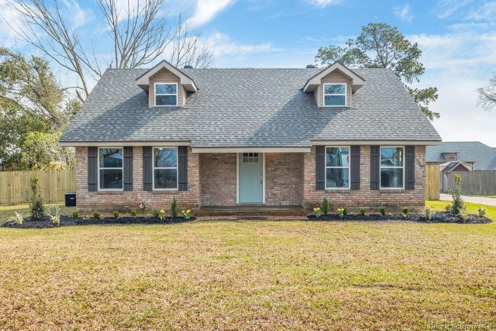 5737 Nobie Ln, Lake Charles, LA 70605 - photo 1