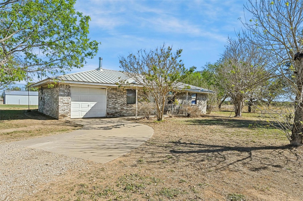 101 Cedar St, Paradise, TX 76073 - photo 1