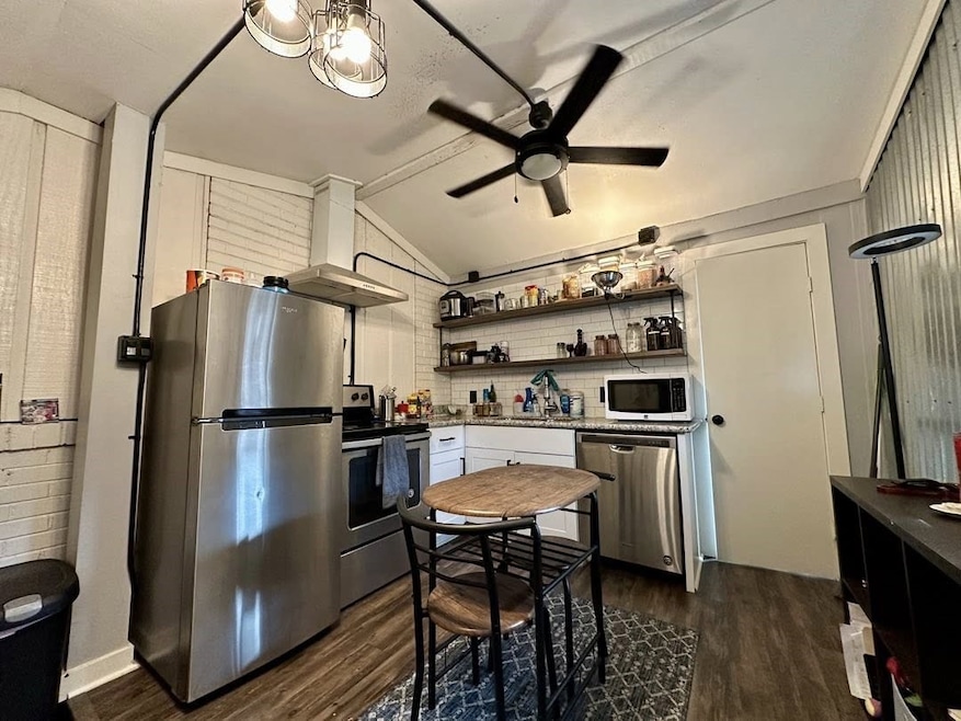 For Rent $850/month