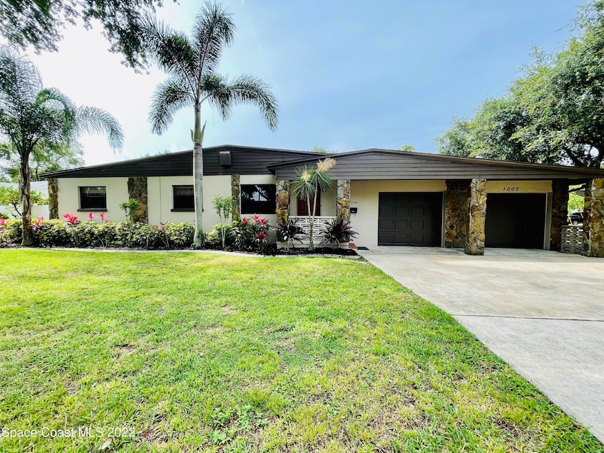 1005 Westview