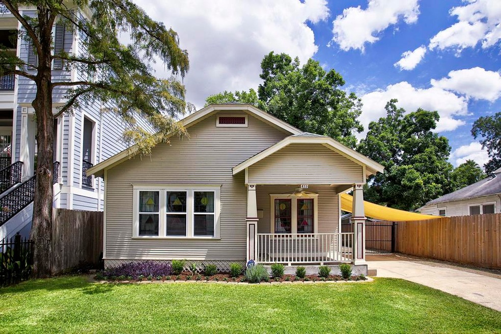 833 E 24th St, Houston, TX 77009 - photo 1