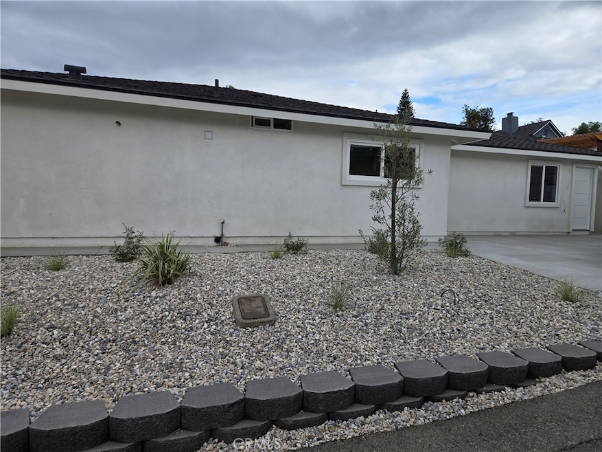 8712 Oceanview Ave unit B, Orange, CA 92865 - photo 1