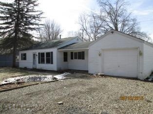 9048 Oakland Dr, Portage, MI 49024 - photo 1