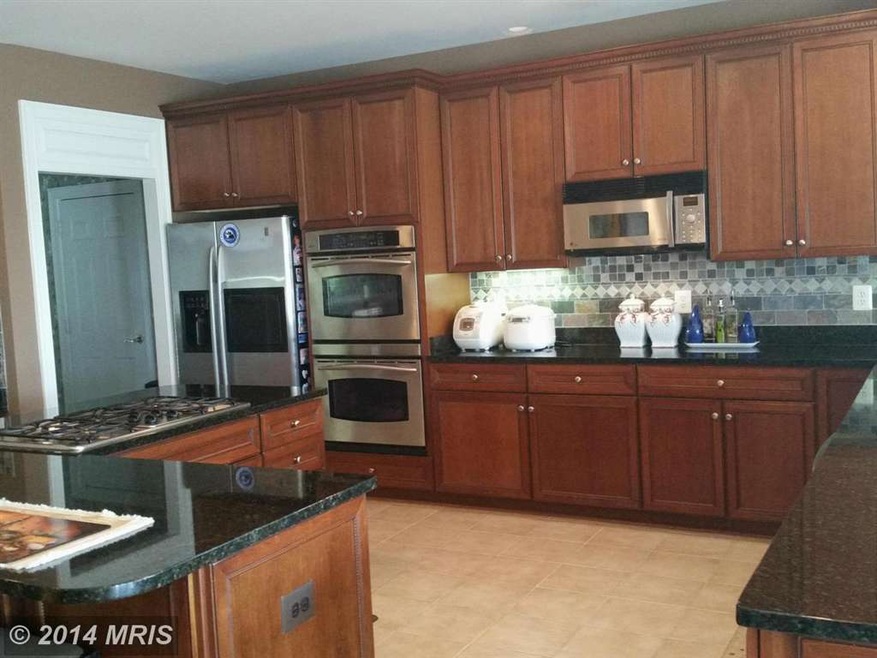 5152 Pleasant Forest Dr, Centreville, VA 20120 - photo 1