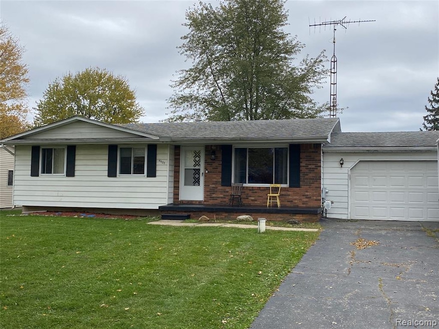 4427 Regency Rd, Swartz Creek, MI 48473 - photo 1