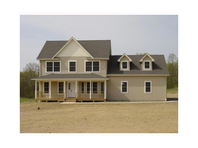 3 Milliken Ln, Walden, NY 12586 - photo 1
