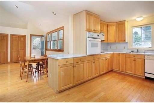 26 Wallis Rd, Chestnut Hill, MA 02467 - photo 1