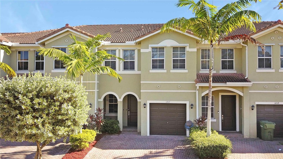 1458 SE 26th Ave, Homestead, FL 33035 - photo 1