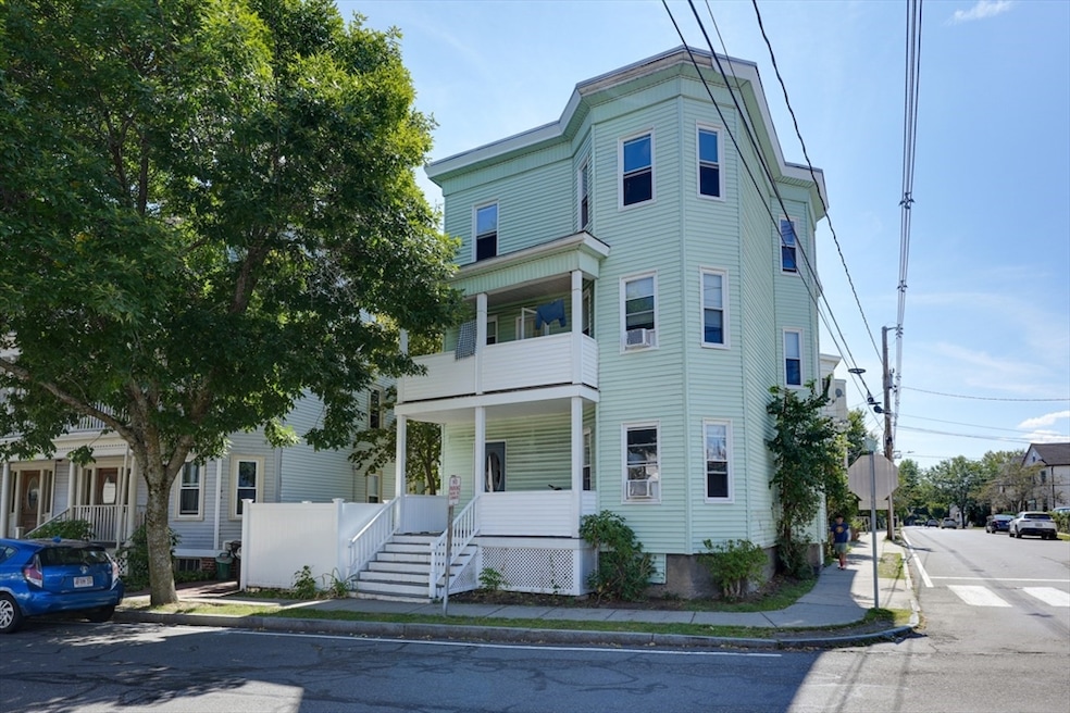 Sold $1,429,000 • Co-Listing Agent