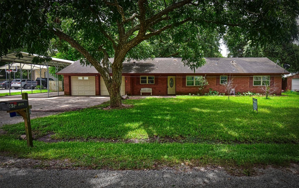 65 Red River Rd, Bay City, TX 77414 - photo 1