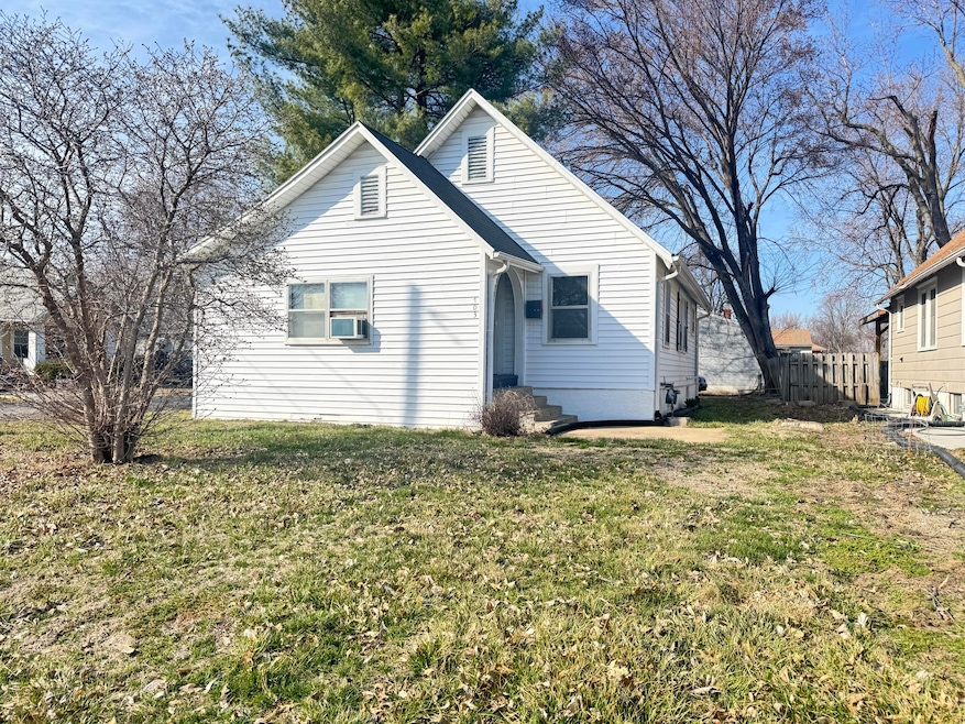 For Sale $120,000 • Co-Listing Agent