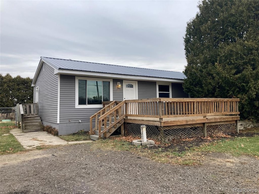 3784 Lippincott Rd, Lapeer, MI 48446 - photo 1