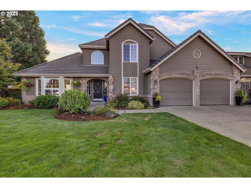 911 N Ash St, Canby, OR 97013 - photo 1