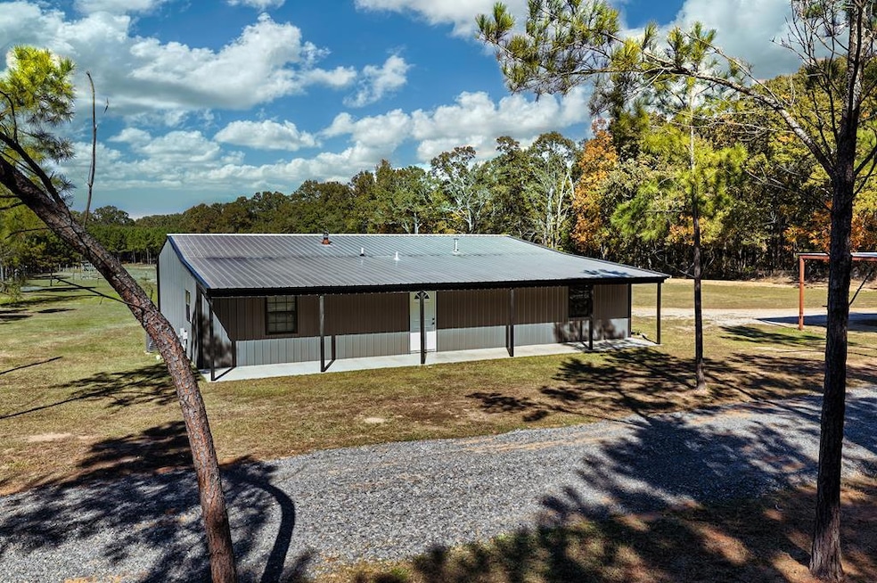 516 County Road 4103, New Boston, TX 75570 - photo 1