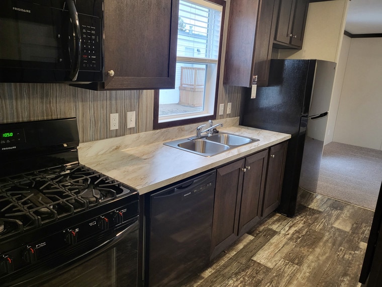 For Rent $1,099/month